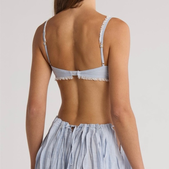 NWT CULT GAIA FRAYED OUTLINE WHITE AND BLUE CROP TOP WITH ADJUSTABLE STRAPS - Picture 2 of 3